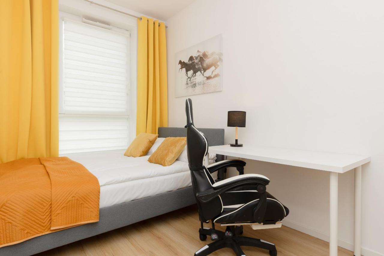Apartment With Ac Warsaw Mokotow Business Centre By Noclegi Renters ภายนอก รูปภาพ