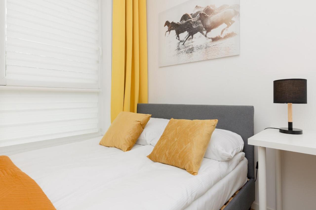 Apartment With Ac Warsaw Mokotow Business Centre By Noclegi Renters ภายนอก รูปภาพ