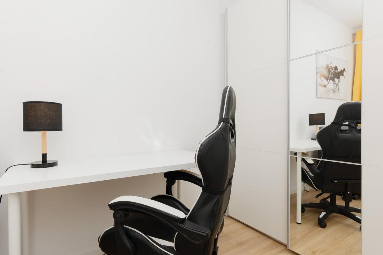 Apartment With Ac Warsaw Mokotow Business Centre By Noclegi Renters ภายนอก รูปภาพ